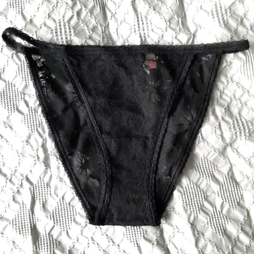Pink VS NWT Brazilian Panties
